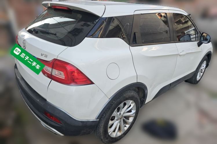 Used Brilliance V3 2020 1.6L Manual Comfort Starry Edition
