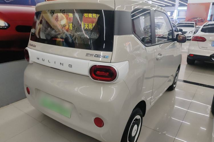 Used Wuling Hongguang MINIEV 2024 3rd Generation 215km Youth Edition