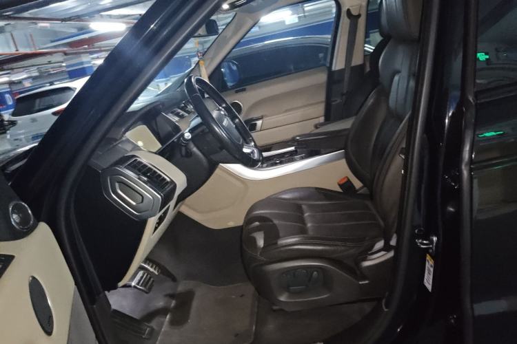 Used Land Rover Range Sport 2014 3.0 SC V6 HSE DYNAMIC Left Front Seat