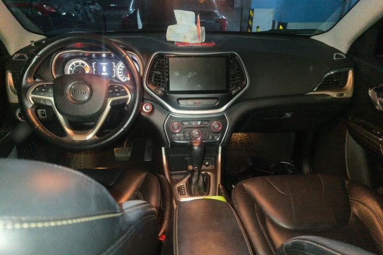 Used Jeep Cherokee 2016 2.4L Leading Edition