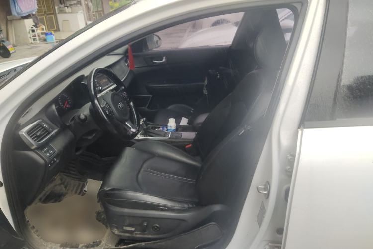 Used Kia K5 2016 2.0L Automatic LUX
