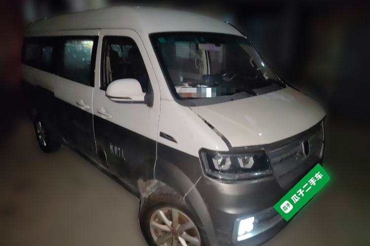 Used Jinbei New Hiace S 2018 1.5L Business Edition DLCG14 Front Right 45 Deg