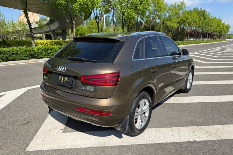 Used Audi Q3 2015 30 TFSI Comfort Model
