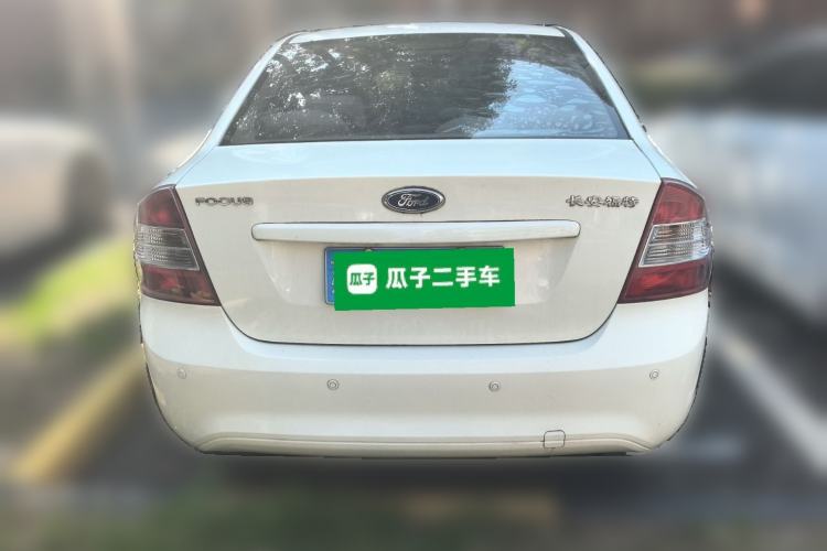 Used Ford Focus 2013 Sedan Classic 1.8L Manual Base Model
