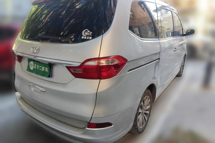 Used Huasong 7 2015 2.0T Automatic Luxury Model
