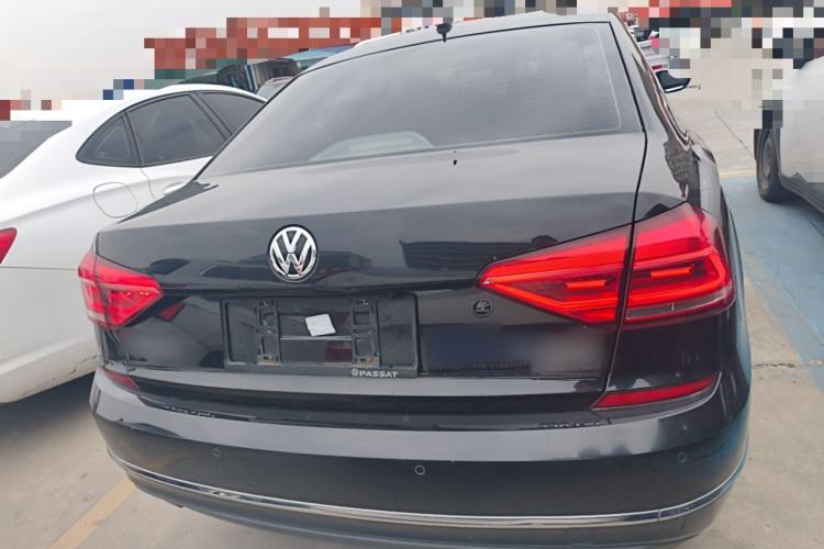 Used Volkswagen Passat 2016 330TSI DSG Luxury Edition