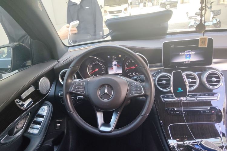 Used Mercedes-Benz GLC 2017 GLC 260 4MATIC Dynamic Edition