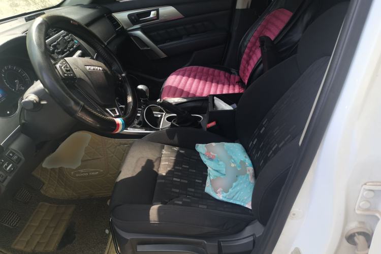 Used Haval H2 2016 Red-Label 1.5T Manual Two-Wheel Drive Comfort Model Left Front Seat