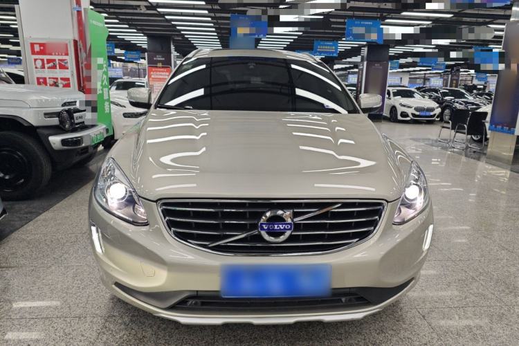 Used Volvo XC60 2017 T5 AWD Smart Upgrade Model
