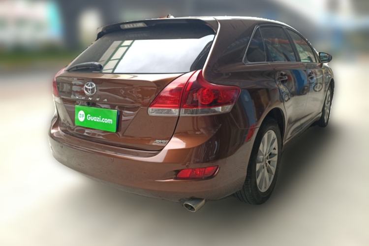 Used Toyota Venza 2013 2.7L Two-Wheel-Drive Luxury Edition Rear Right 45 Deg
