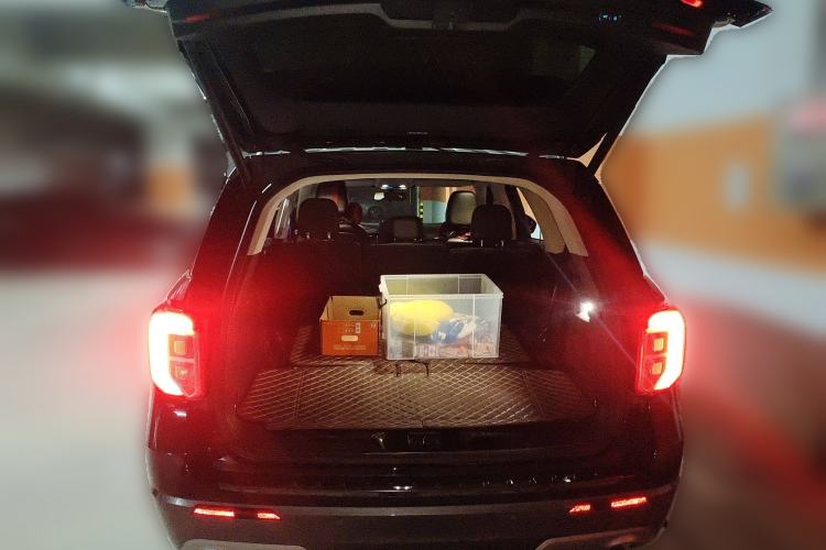 Used Ford Explorer 2020 EcoBoost 285 Rear-Drive Trend Edition 7-Seater Trunk