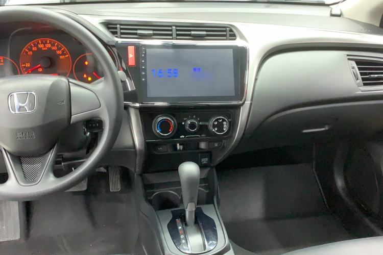 Used Honda City 2017 1.5L CVT Comfort Version Audio And AC Panel