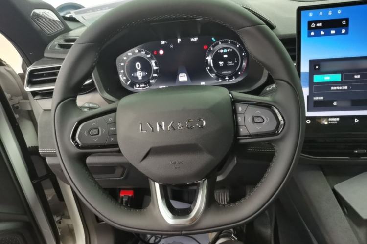 Used Lynk & Co 01 2025 2.0TD Two-Wheel Drive Refreshed Pro Version Steering Wheel