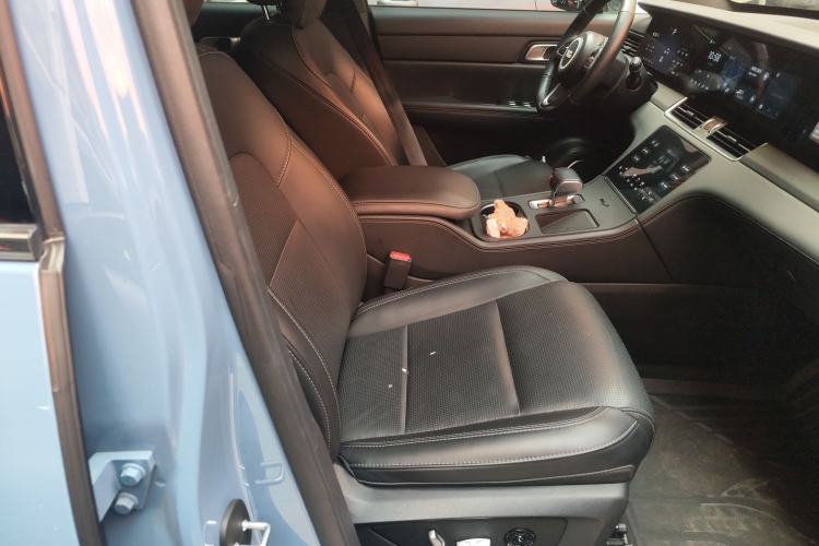 Used Li Auto ONE 2021 Extended-Range 6-Seater Version Right Front Seat