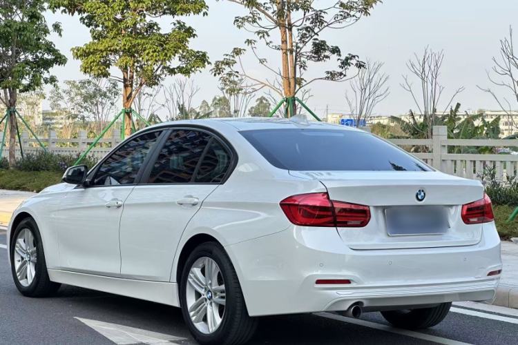 Used BMW 3 Series 2016 320i Fashion Model
