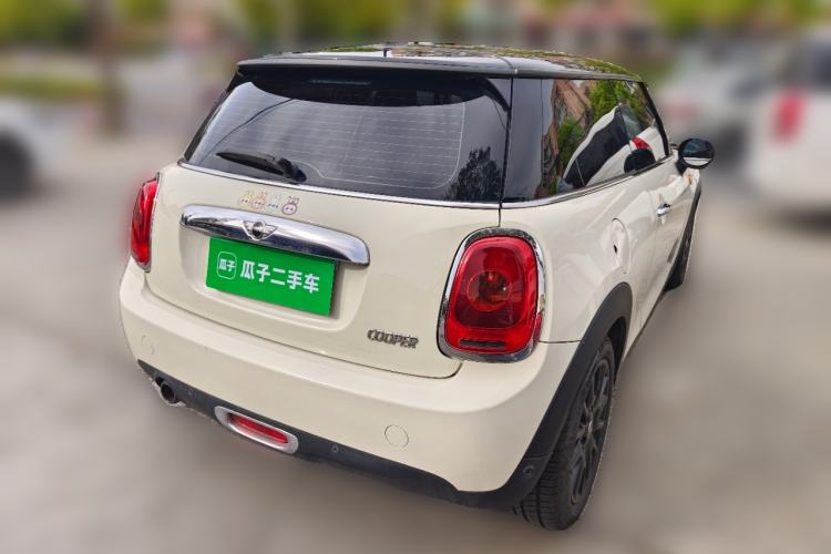 Used MINI 2014 1.5T COOPER Fun
