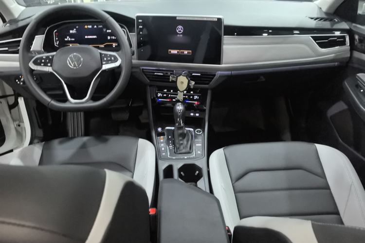 Used Volkswagen Bora 2025 300TSI DSG Prestige Edition