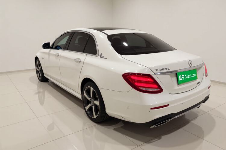 Used Mercedes-Benz E-Class 2019 E 300 L Sporty and Stylish Model
