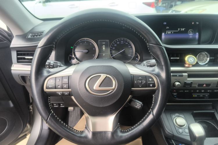 Used Lexus ES 2016 200 Midnight Special Limited Edition