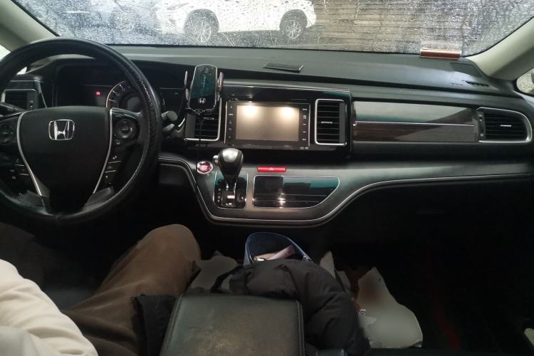 Used Honda Elysion 2016 2.4L Supreme Edition