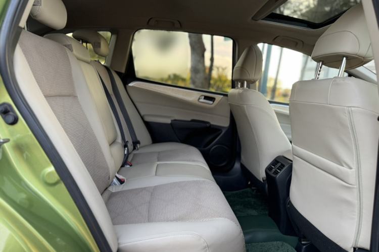 Used Honda Jade 2016 1.8L Automatic Comfort Elite Version 5 Seats Interior 10