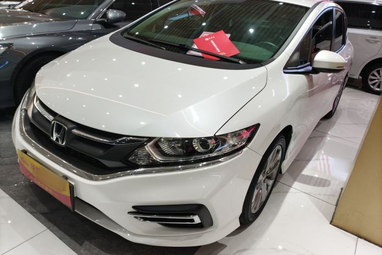 Used Honda Jade 2017 1.8L automatic Comfort version 5 seats