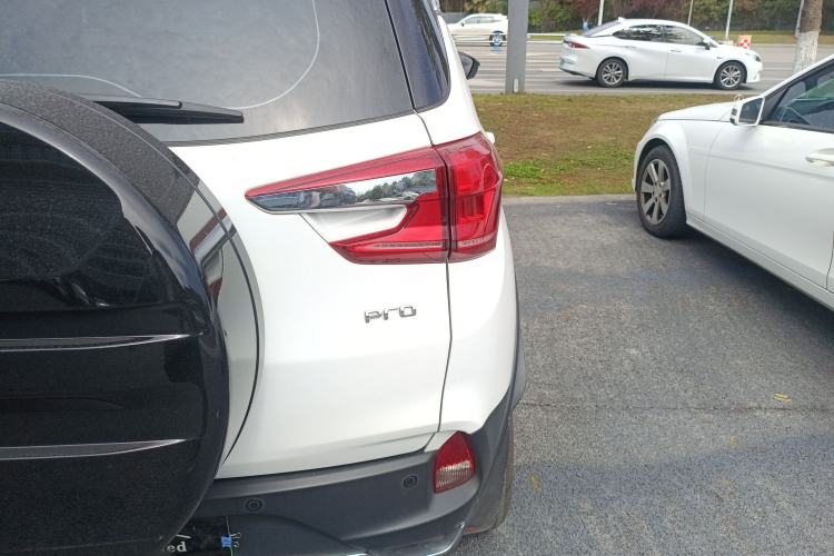 Used BYD Yuan Pro 2023 401KM Luxury Version Right Rear Taillight