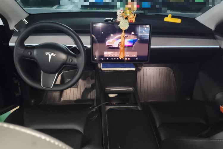 Used Tesla Model Y 2023 Rear-Wheel-Drive Version
