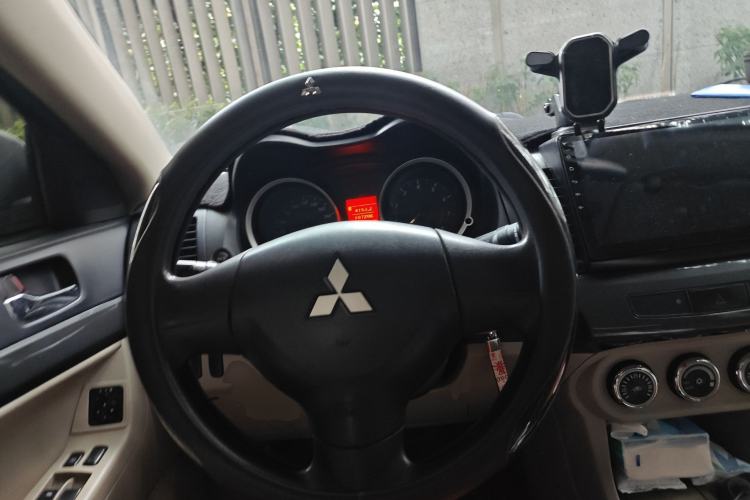 Used Mitsubishi Lancer EX 2012 Fashion Edition 1.8L Manual Comfort Version
