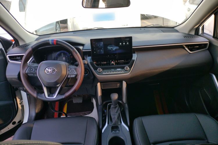 Used Toyota FRONTLANDER 2023 2.0L CVT Leading Edition
