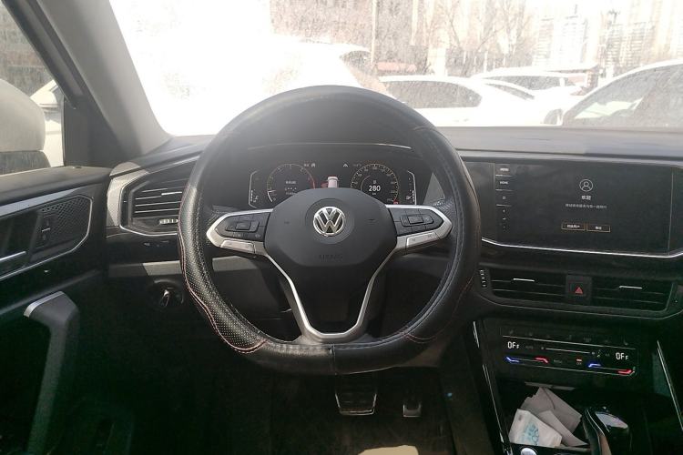 Used Volkswagen Tayron X 2020 330TSI Two-Wheel Drive Luxury Smart Connectivity Version Steering Wheel