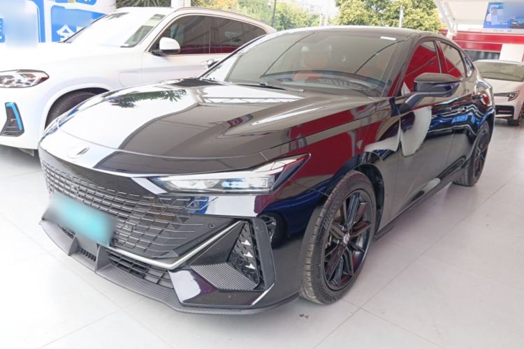 Used CHANGAN UNI-V 2022 1.5T Prestige Version