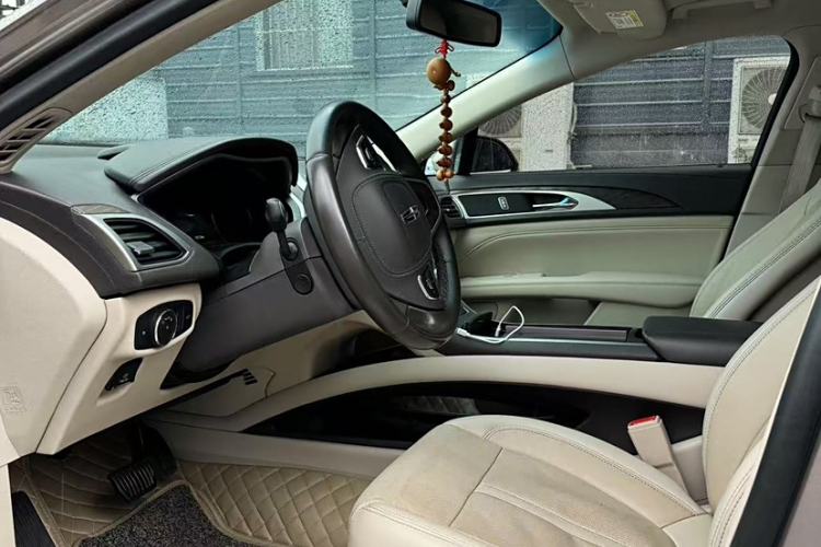 Used Lincoln MKZ 2018 2.0T Luxury Edition
