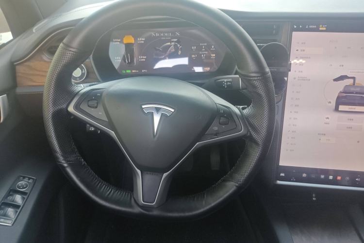 Used Tesla Model X 2019 Long-Range Version Steering Wheel