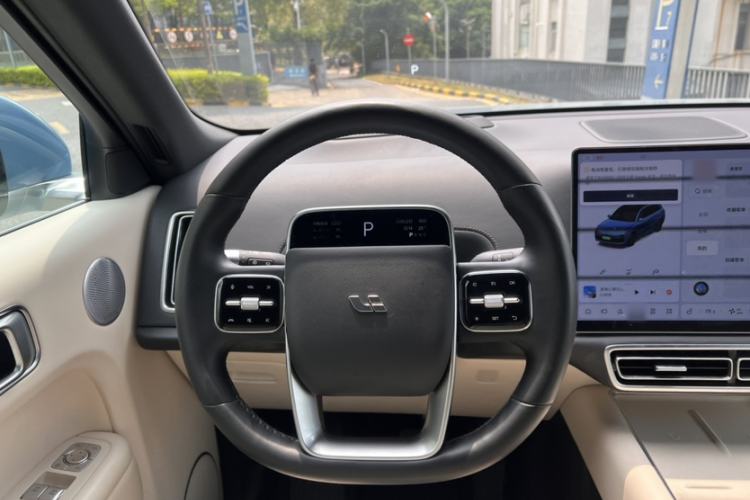 Used Li Auto L9 2022 Max model