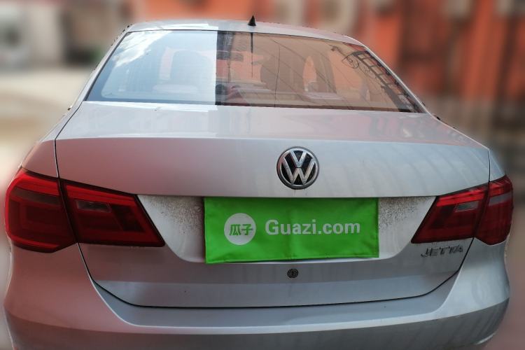 Used Volkswagen Jetta 2013 1.6L Manual Fashion Edition