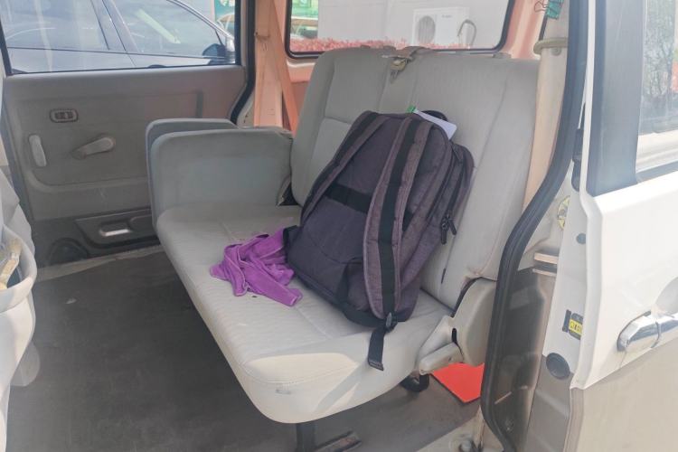 Used Jinbei New Hiace X30L 2016 1.5L Wealth Edition DLCG14 Left Rear Seat