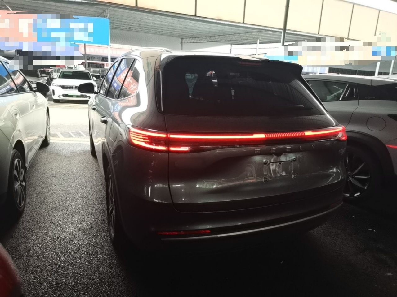Geely Galaxy Xingjian 7 EM-i 2025 120km Launch+ Version — снимка 4