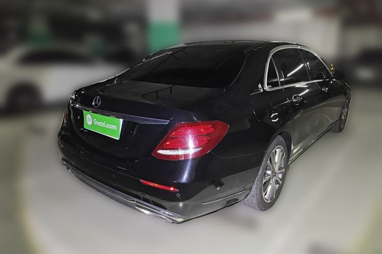 Used Mercedes-Benz E-Class 2018 Facelift E 300 L Luxury Edition