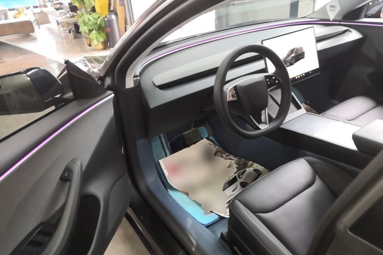 Used Tesla Model 3 2025 Rear-Wheel-Drive Version