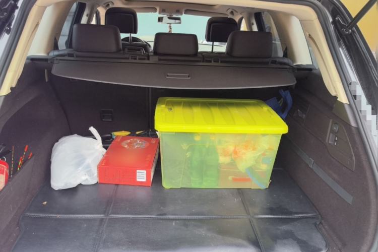 Used Volkswagen Touareg 2014 3.0 TSI New Edition Trunk