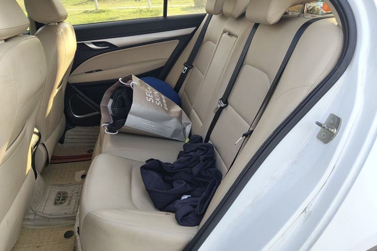 Used Geely Auto Emgrand 2018 1.5L Manual Luxury Model