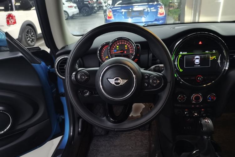 Used MINI MINI 2016 1.2T ONE Pioneer Edition
