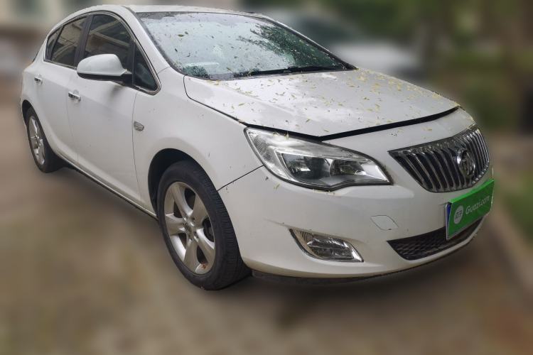 Used Buick GT 2012 XT 1.6T Fashion Sport Edition Front Right 45 Deg