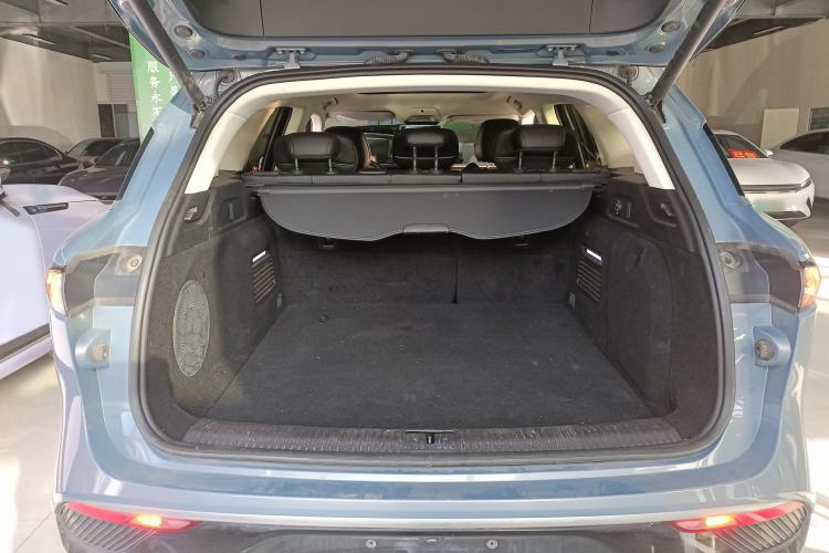 Used VOYAH FREE 2022 Four-Wheel Drive Ultra-Long Range Pure Electric Version
