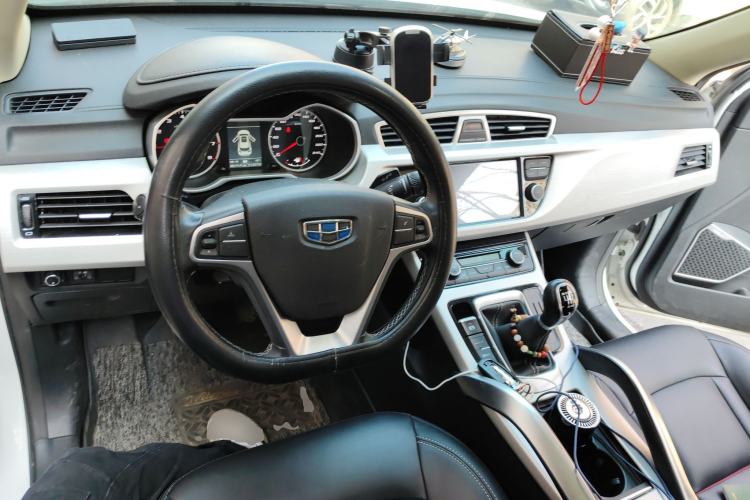 Used Geely Auto Emgrand X7 Sport 2018 2.0L Manual Two-Wheel Drive Zhiya Version