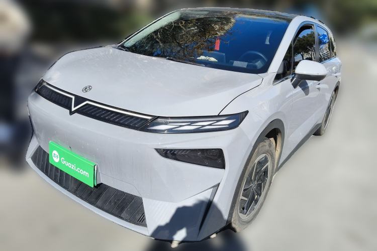 Used Venucia VX6 2023 520 Pro