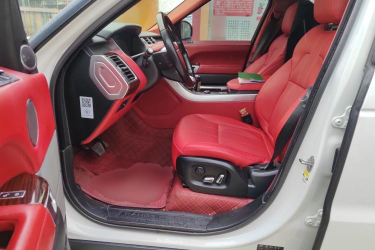 Used Land Rover Range Sport 
