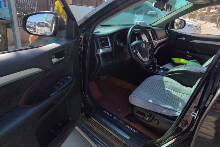 Used Toyota Highlander 2015 2.0T Four-Wheel Drive Luxury Edition 7-Seater