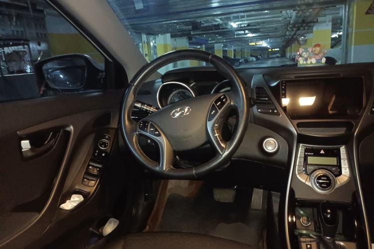 Used Hyundai Elantra (5th Generation / Langdong) 2015 1.6L Automatic Luxury Model
